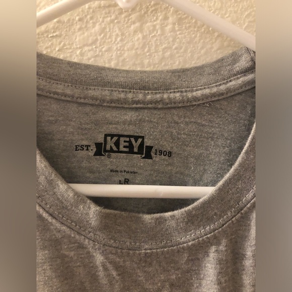 ✨KEY SHORT SLEEVE TEE SHIRT SIZE LARGE - Picture 3 of 12